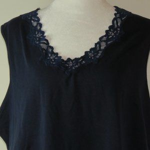 Laura Ashley Women's Sleeveless V-Neck Dark Blue Top Lace Neck Size 3X (C541)